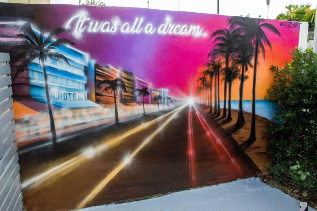Cozy & Colorful Miami Art Canvas W/Hottub & Murals ภายนอก รูปภาพ